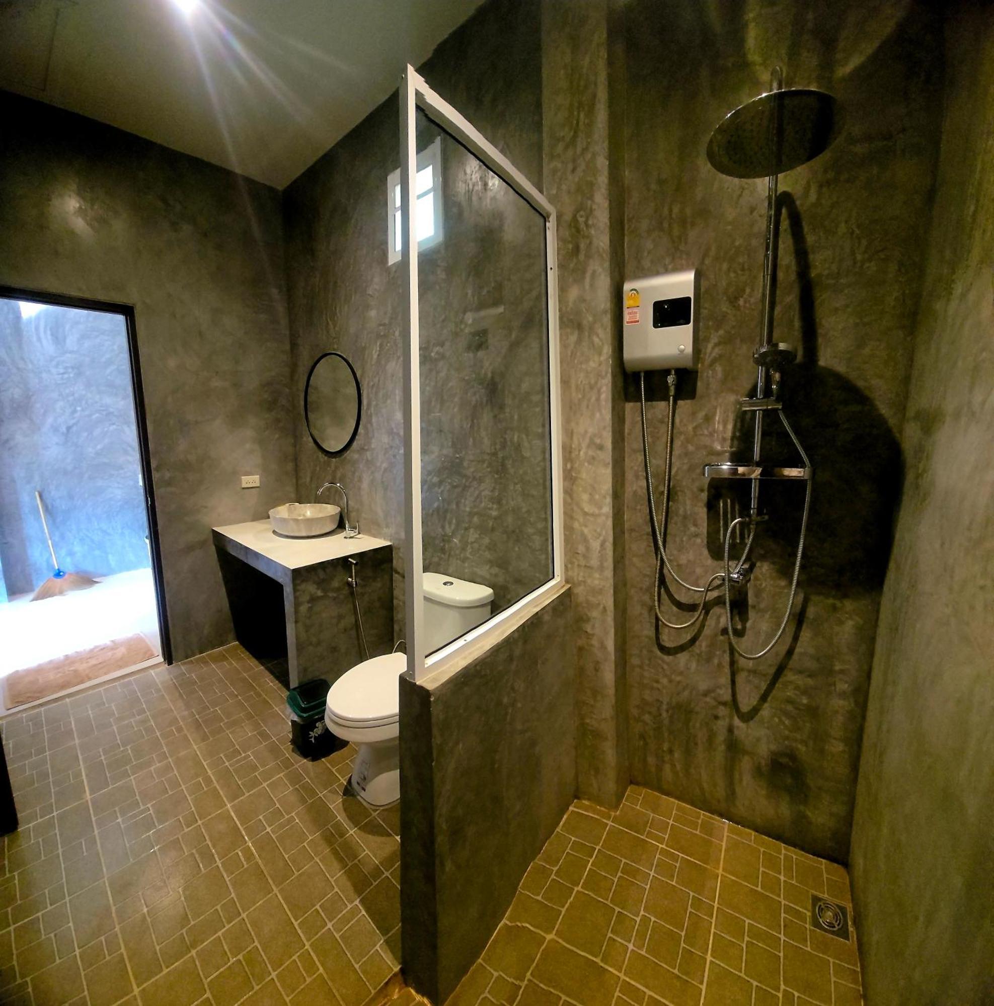 Toongyoong Longbeach Resort Sha Plus Koh Lanta Exterior photo